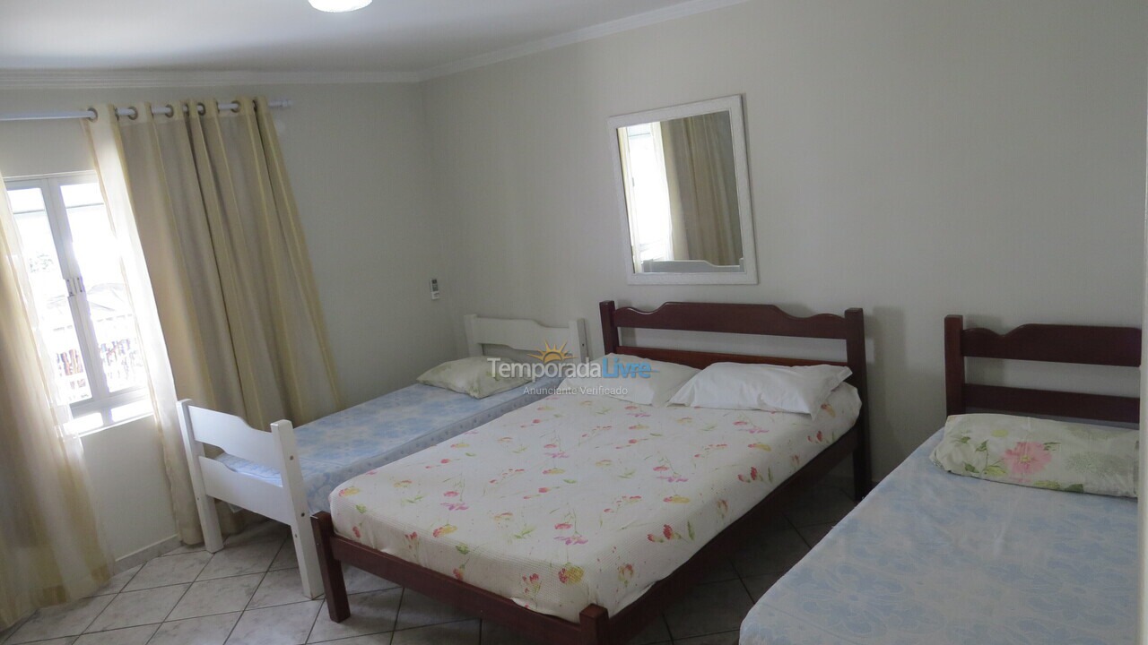 Apartamento para alquiler de vacaciones em Balneário Camboriú (Praia Central)