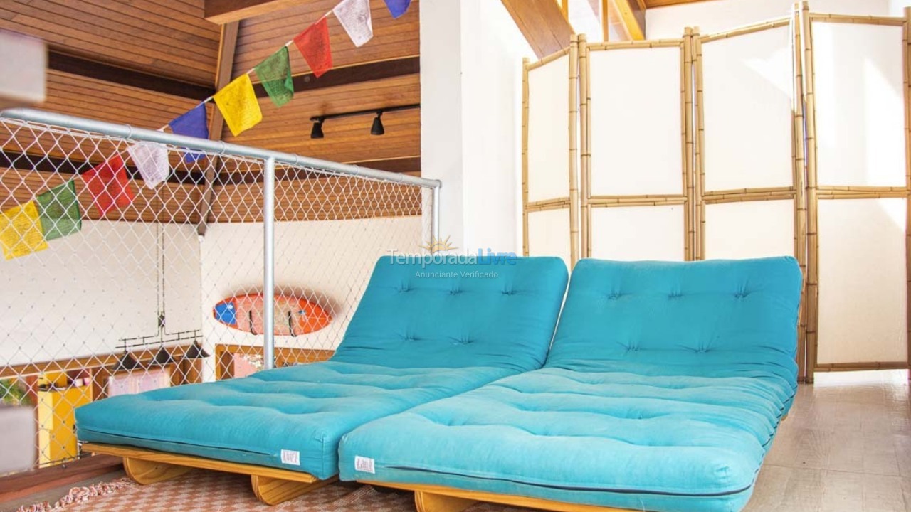 Casa para aluguel de temporada em Guarujá (Praia do Pernambuco)