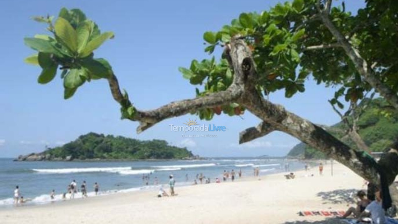 Casa para aluguel de temporada em Guarujá (Praia do Pernambuco)
