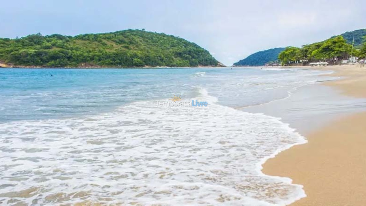 Casa para aluguel de temporada em Guarujá (Praia do Pernambuco)