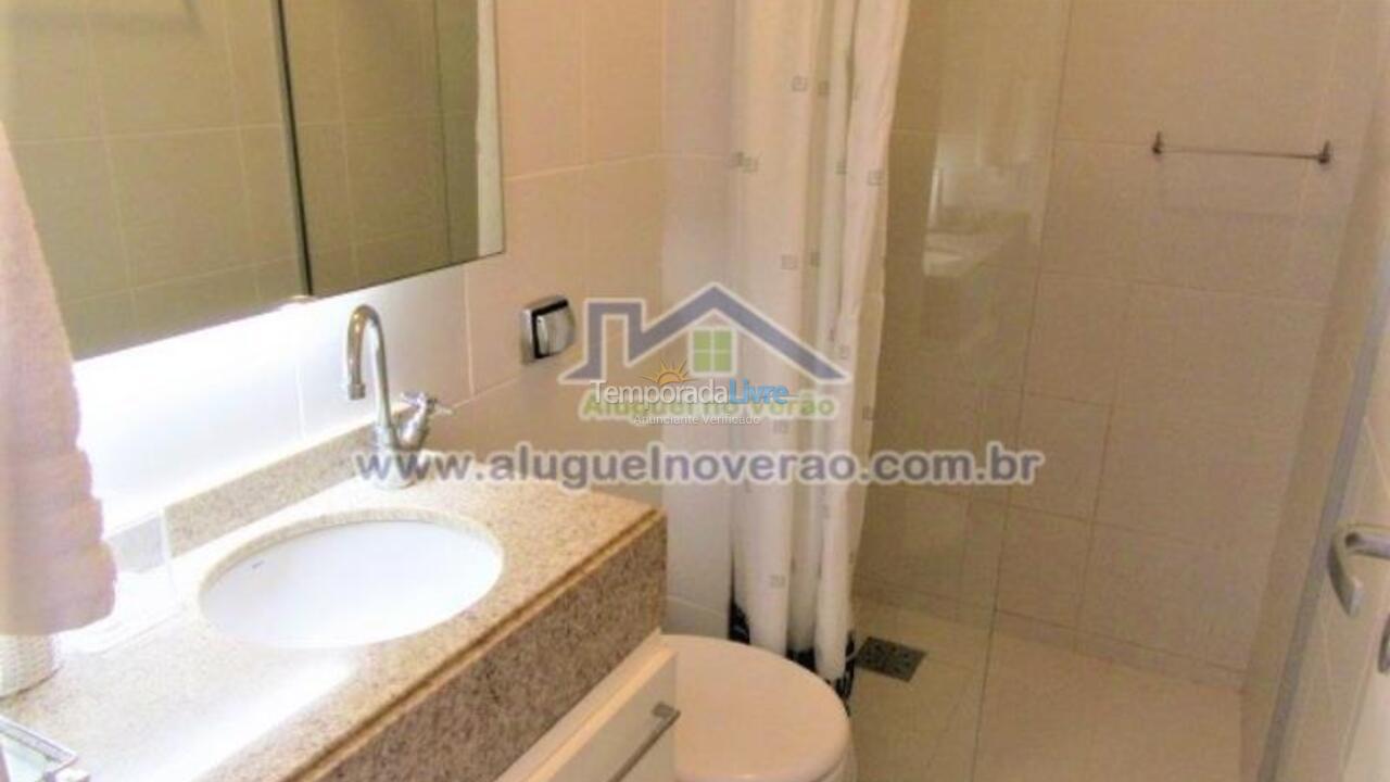 Apartamento para aluguel de temporada em Florianópolis (Praia Brava)