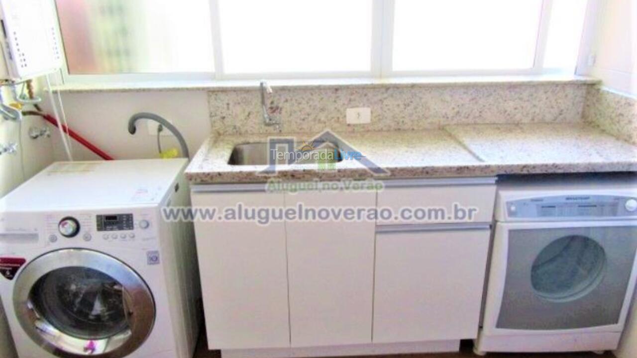 Apartamento para aluguel de temporada em Florianópolis (Praia Brava)