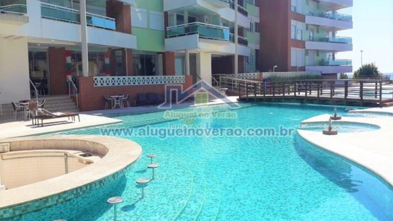 Apartamento para aluguel de temporada em Florianópolis (Praia Brava)