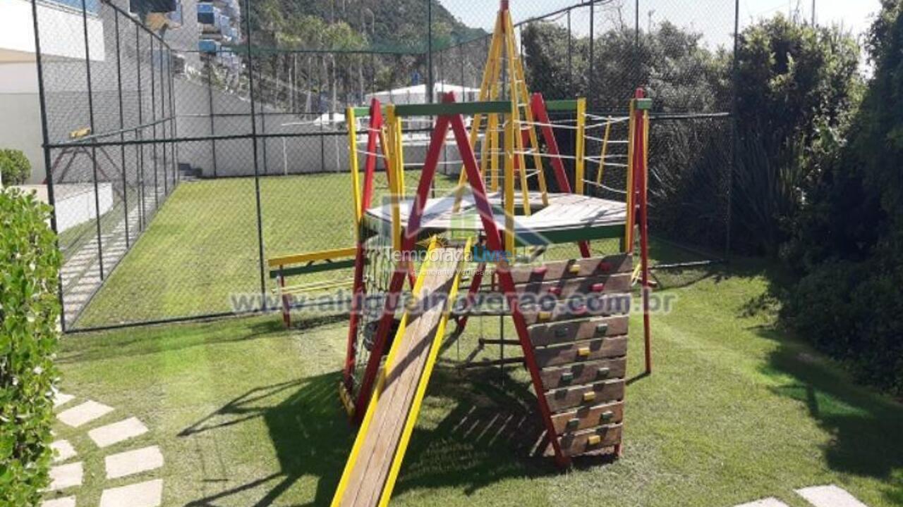 Apartamento para aluguel de temporada em Florianópolis (Praia Brava)