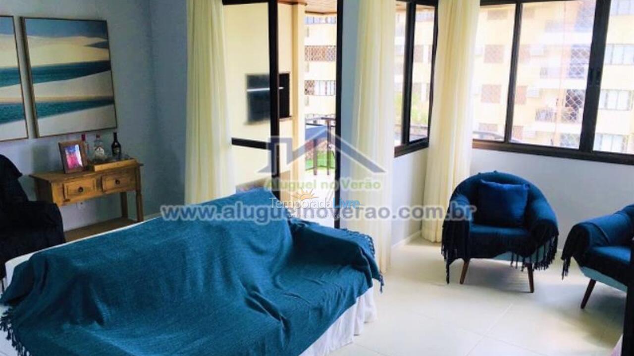 Apartamento para aluguel de temporada em Florianópolis (Praia Brava)