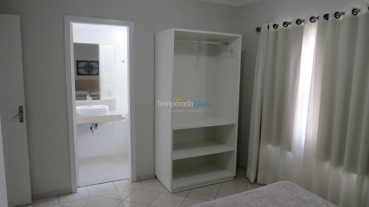 Apartamento para alquiler de vacaciones em Balneário Camboriú (Praia Central)