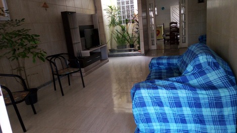 HOUSE IN FRONT AT 300.00 A DAILY IN GATE CONDOMINIUM