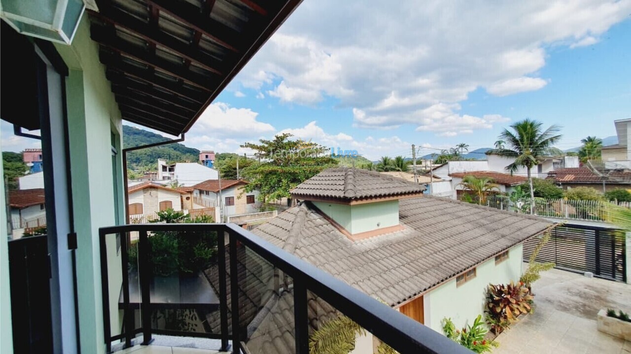 House for vacation rental in Ubatuba (Praia do Lázaro)