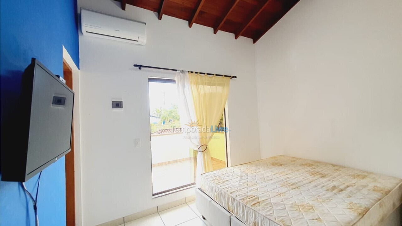 House for vacation rental in Ubatuba (Praia do Lázaro)
