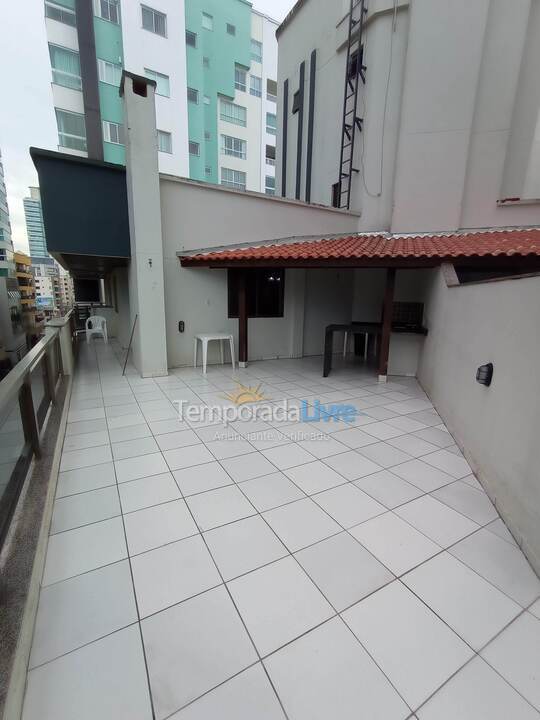 Apartamento para alquiler de vacaciones em Itapema (Meia Praia)