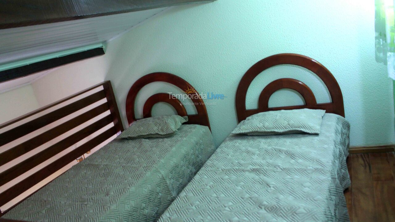 Casa para aluguel de temporada em Ubatuba (Lagoinha)