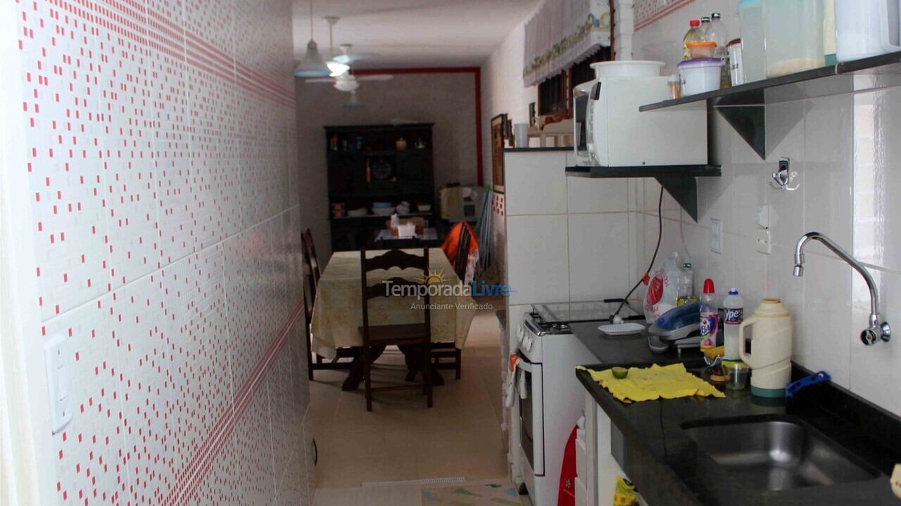 Casa para aluguel de temporada em Ubatuba (Lagoinha)