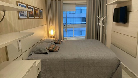 Suíte master (cama king size)