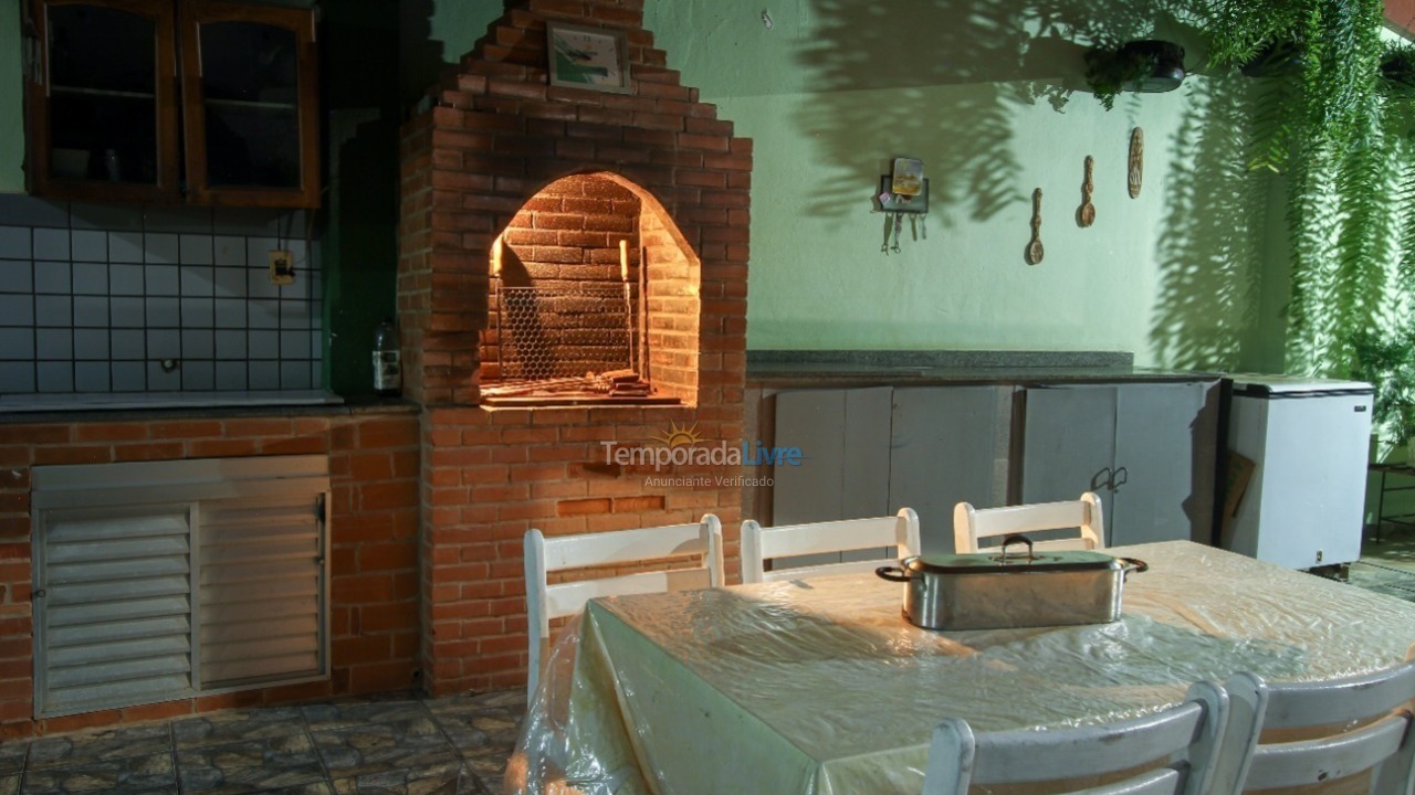 Casa para alquiler de vacaciones em Guarapari (Praia do Morro)