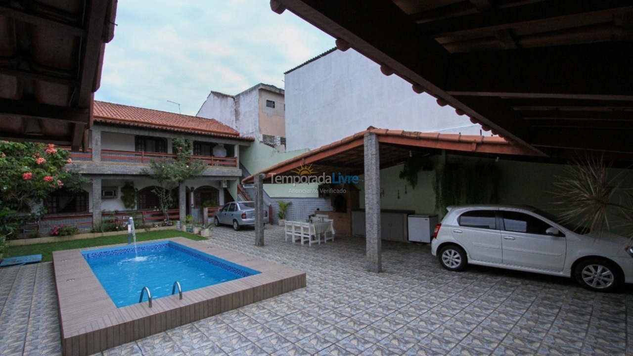 Casa para alquiler de vacaciones em Guarapari (Praia do Morro)