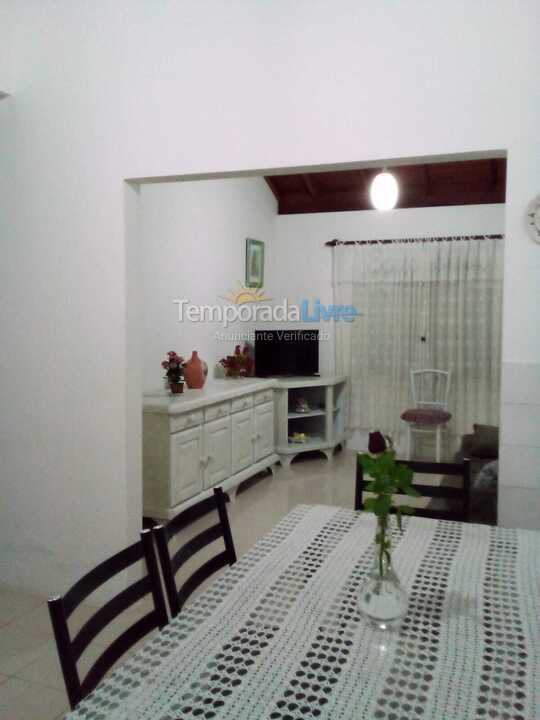 Casa para aluguel de temporada em Florianópolis (Cachoeira do Bom Jesus)