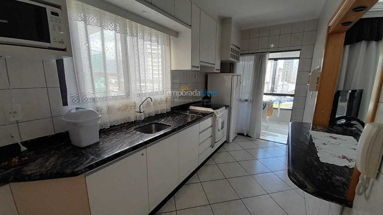 Apartamento para alquiler de vacaciones em Itapema (Meia Praia)