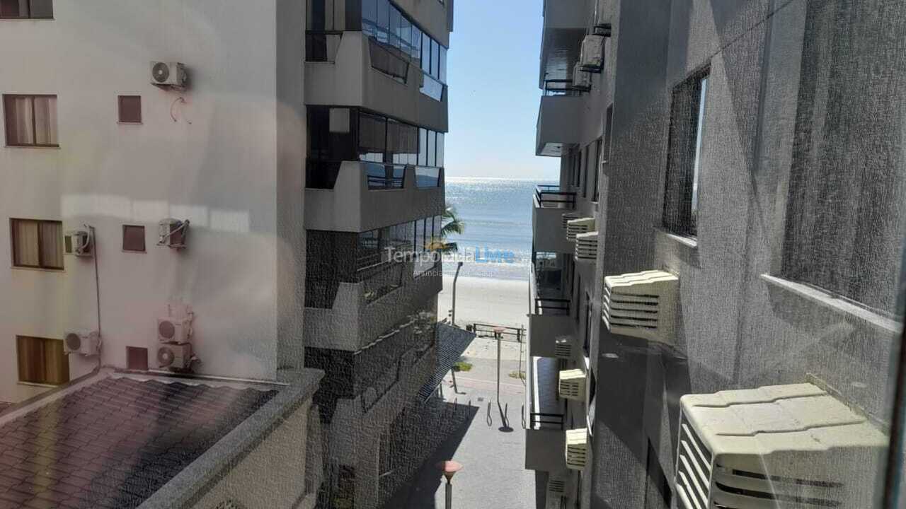 Apartamento para aluguel de temporada em Itapema (Meia Praia)