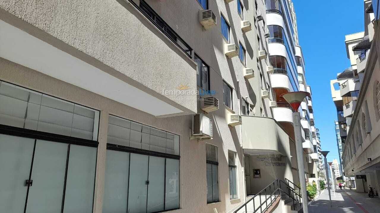 Apartamento para aluguel de temporada em Itapema (Meia Praia)