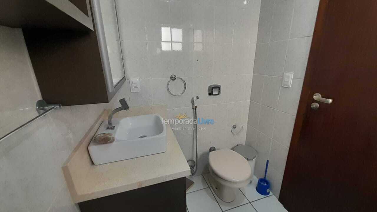 Apartamento para alquiler de vacaciones em Itapema (Meia Praia)