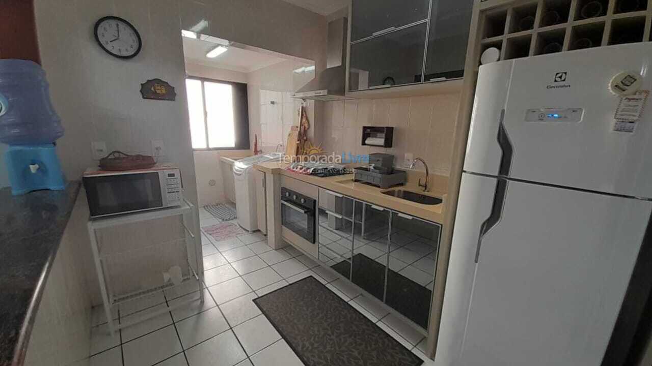 Apartamento para alquiler de vacaciones em Itapema (Meia Praia)