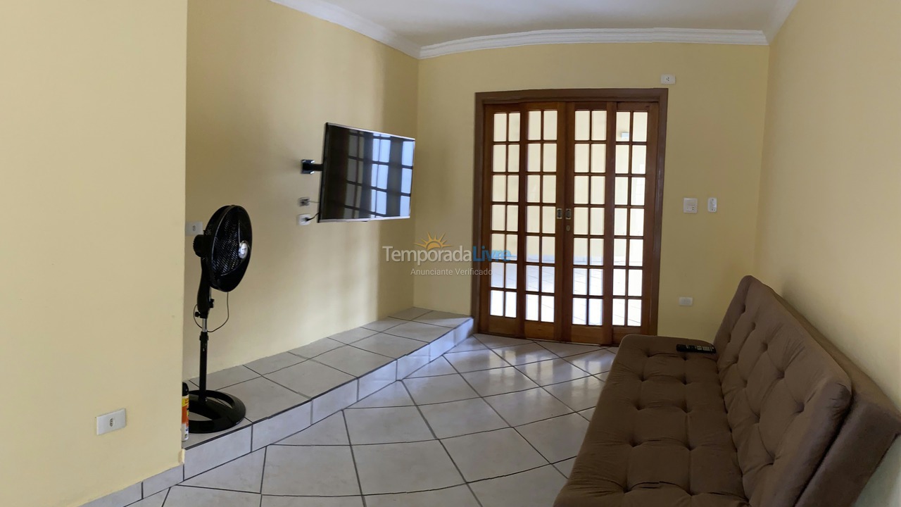 Casa para alquiler de vacaciones em São Sebastião (Praia deserta)