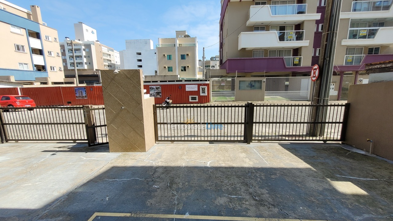 Apartamento para alquiler de vacaciones em Bombinhas (Praia de Bombas)