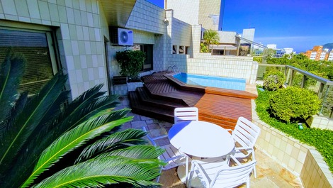 Cobertura a 50 metros praia da Riviera de São Lourenço