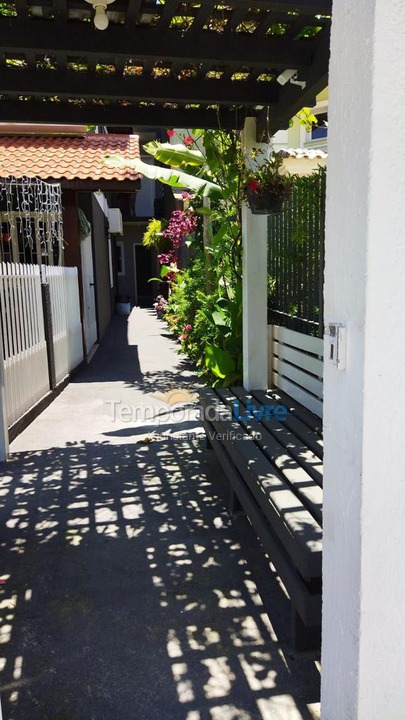 Apartamento para aluguel de temporada em Florianópolis (Ponta das Canas)