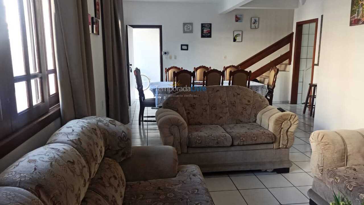 House for vacation rental in Bombinhas (Mariscal)