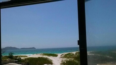 Paraíso Frente al Mar: Propiedad en Cabo Frio con Vista Deslumbrante