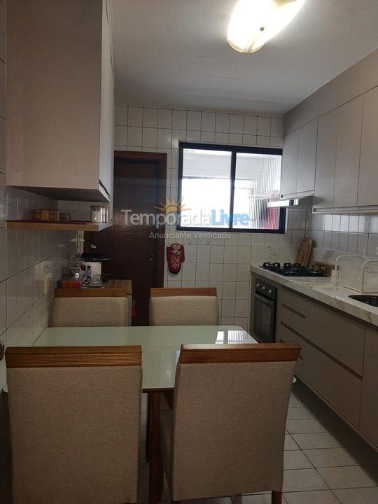 Apartamento para aluguel de temporada em Praia Grande (Guilhermina)