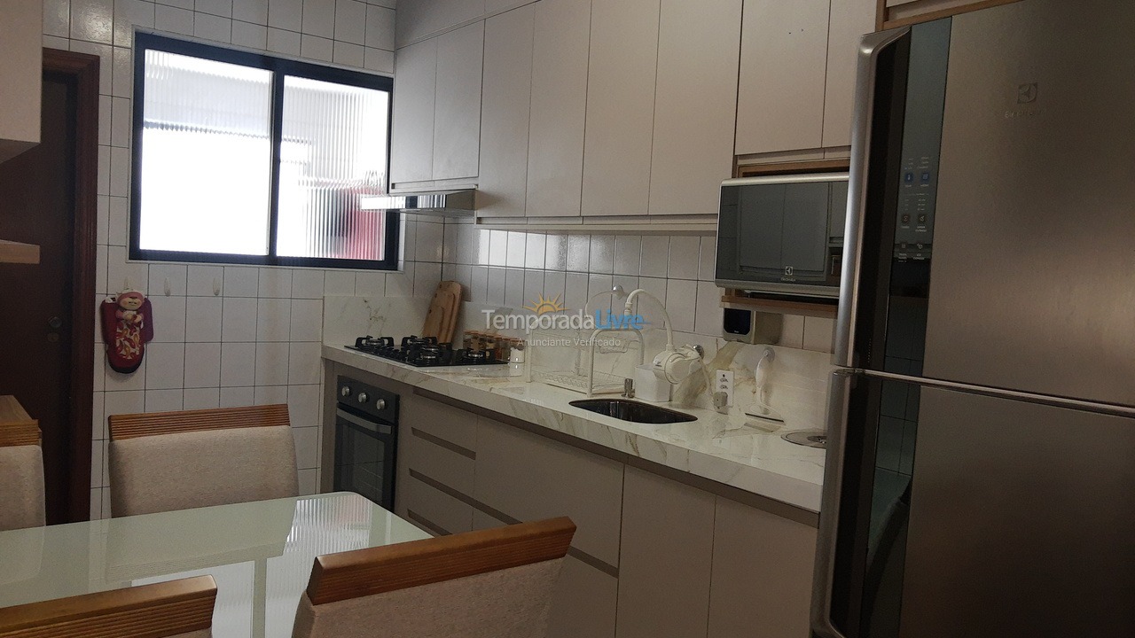 Apartamento para aluguel de temporada em Praia Grande (Guilhermina)