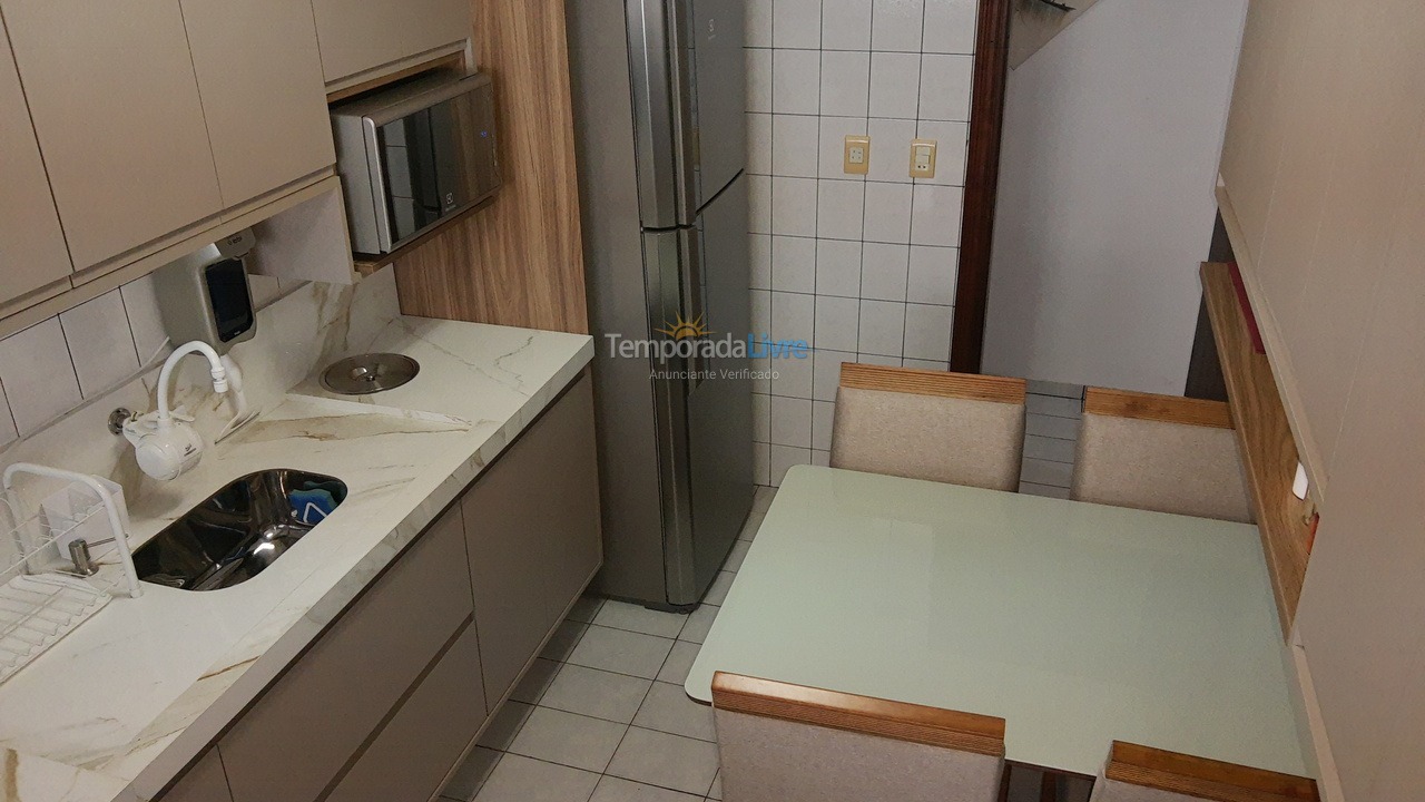 Apartamento para aluguel de temporada em Praia Grande (Guilhermina)