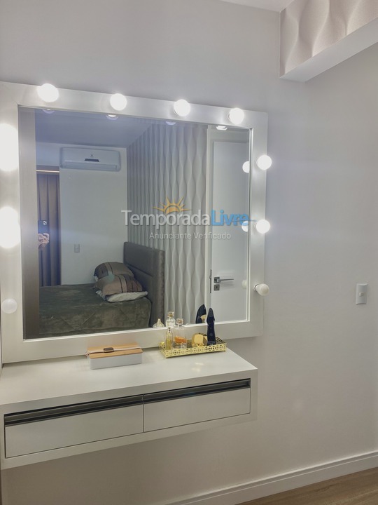 Apartamento para aluguel de temporada em Balneário Camboriú (Praia Central)