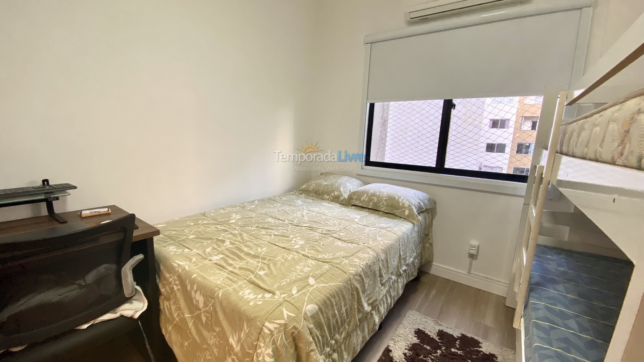Apartamento para aluguel de temporada em Balneário Camboriú (Praia Central)