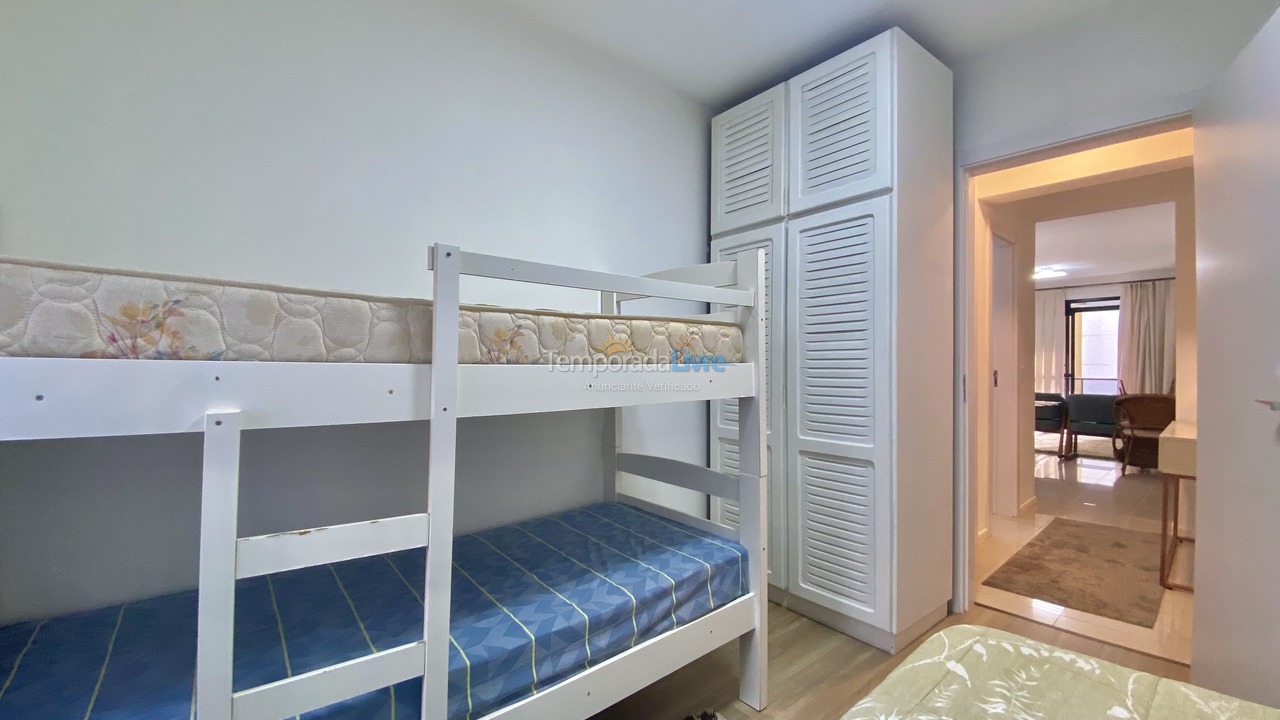 Apartamento para aluguel de temporada em Balneário Camboriú (Praia Central)