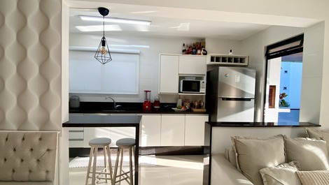 2 Dormitorios na Quadra Mar Churrasqueira a Carvao Mobilia Top