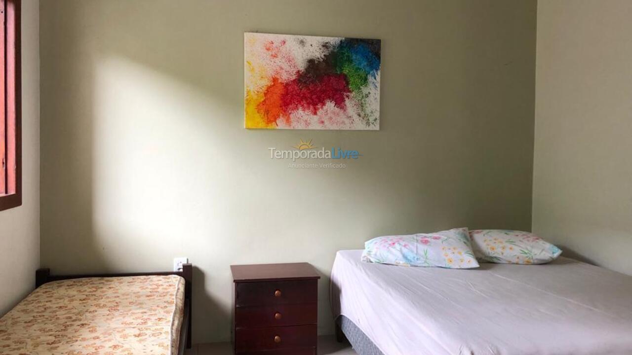 Casa para aluguel de temporada em Garopaba (Praia da Ferrugem)