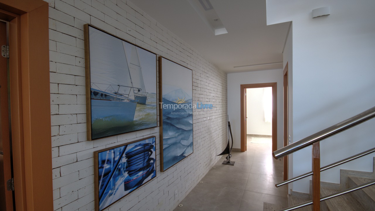 House for vacation rental in São Sebastião (Praia da Baleia)