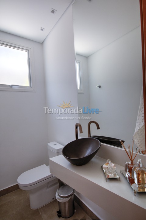 House for vacation rental in São Sebastião (Praia da Baleia)