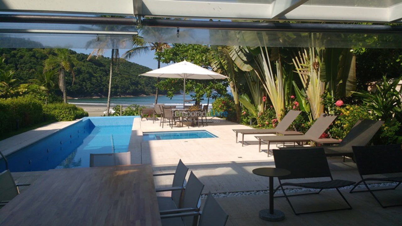 House for vacation rental in São Sebastião (Praia da Baleia)