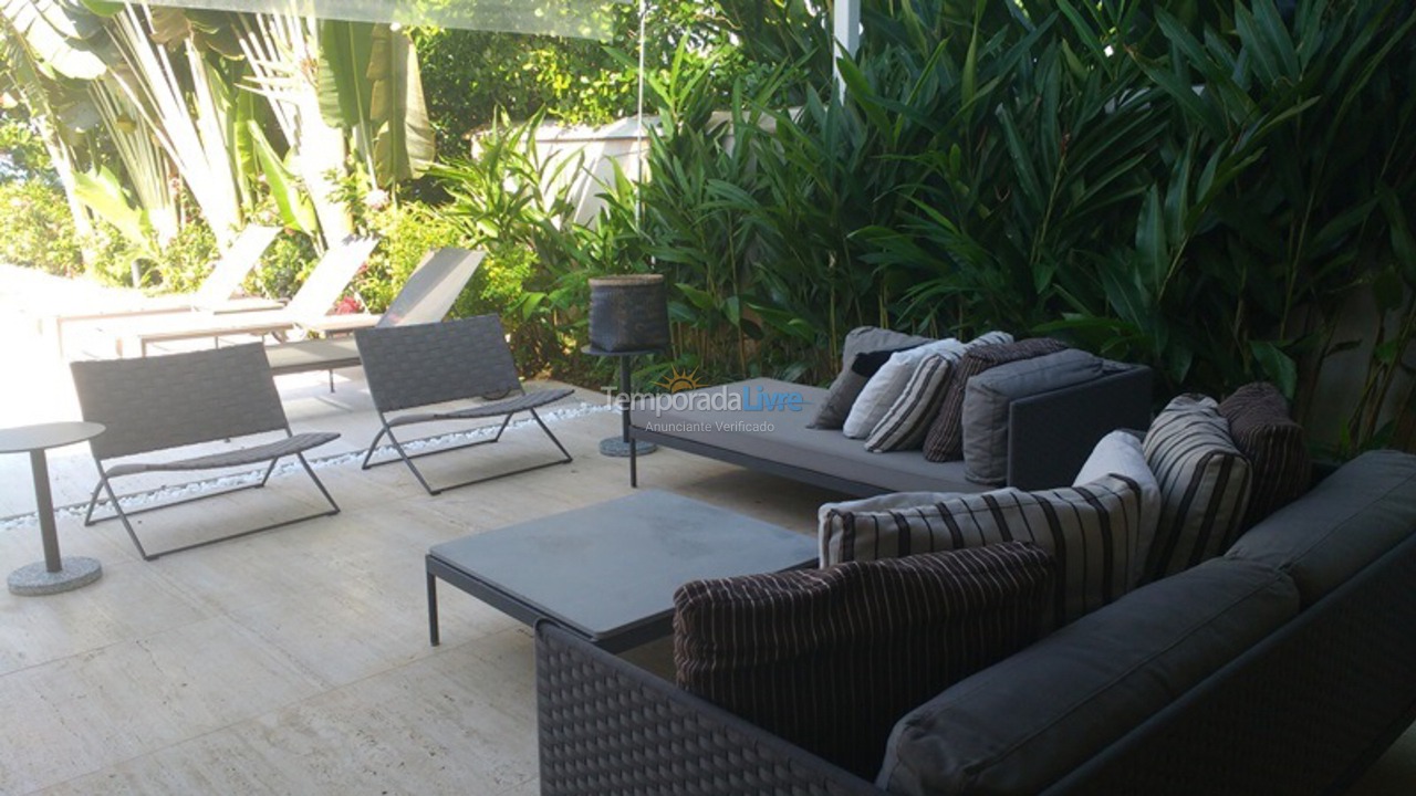 House for vacation rental in São Sebastião (Praia da Baleia)