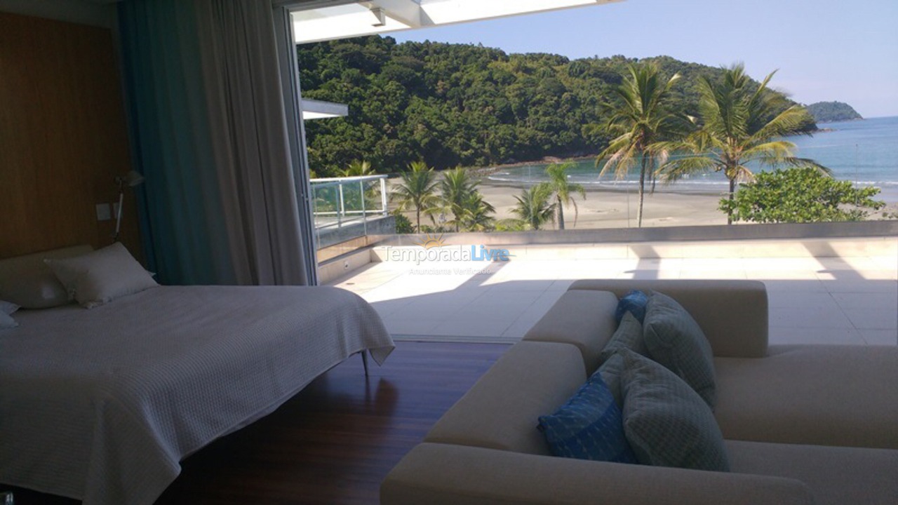 House for vacation rental in São Sebastião (Praia da Baleia)