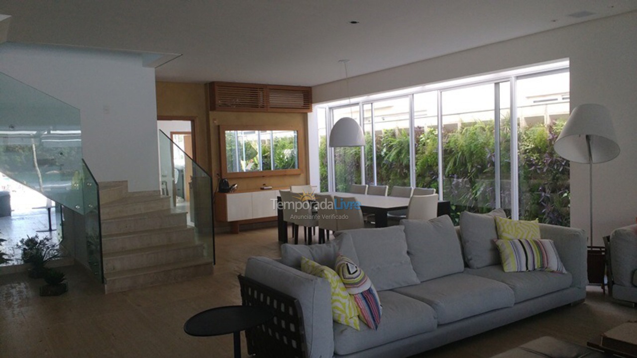 House for vacation rental in São Sebastião (Praia da Baleia)