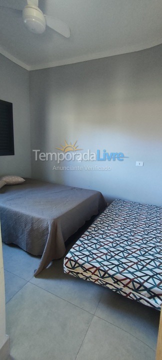 Casa para alquiler de vacaciones em Itaí (Riviera Santa Cristina)