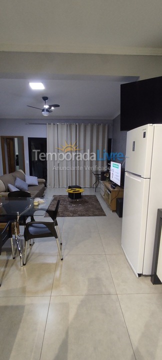 Casa para alquiler de vacaciones em Itaí (Riviera Santa Cristina)