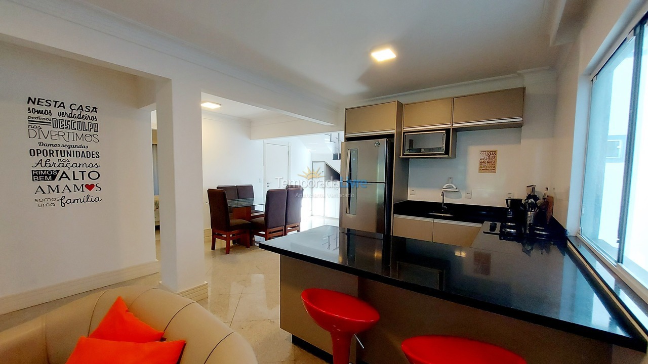 Apartment for vacation rental in Bombinhas (Praia de Bombinhas)