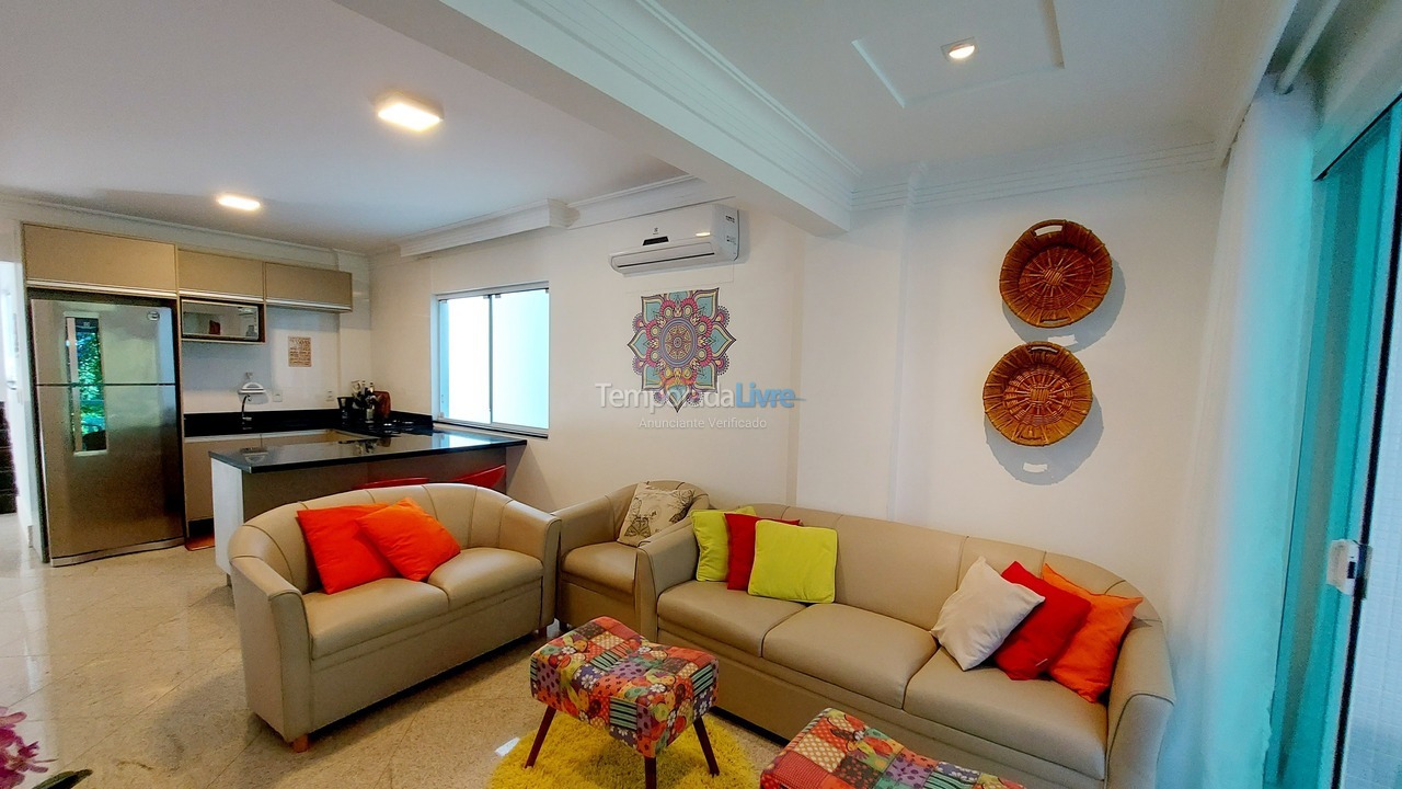 Apartment for vacation rental in Bombinhas (Praia de Bombinhas)