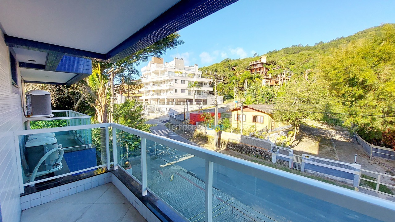 Apartment for vacation rental in Bombinhas (Praia de Bombinhas)